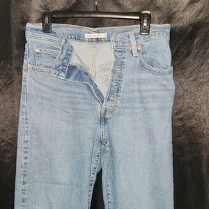 Levi Strauss Straight-Leg Women's Jeans - Classic Everyday Denim